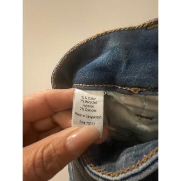 Women's SO jeans size 7 juniors distress high rise curvy crop raw hem - Picture 6 of 16